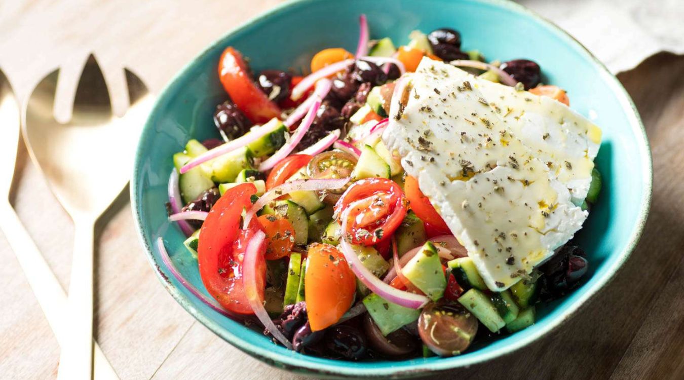 greek-horiatiki-salad-recipe