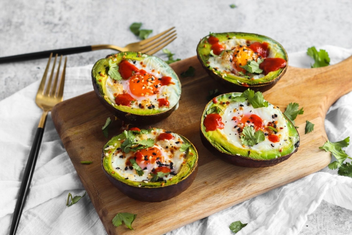 paleo-baked-eggs-in-avocado-recipe