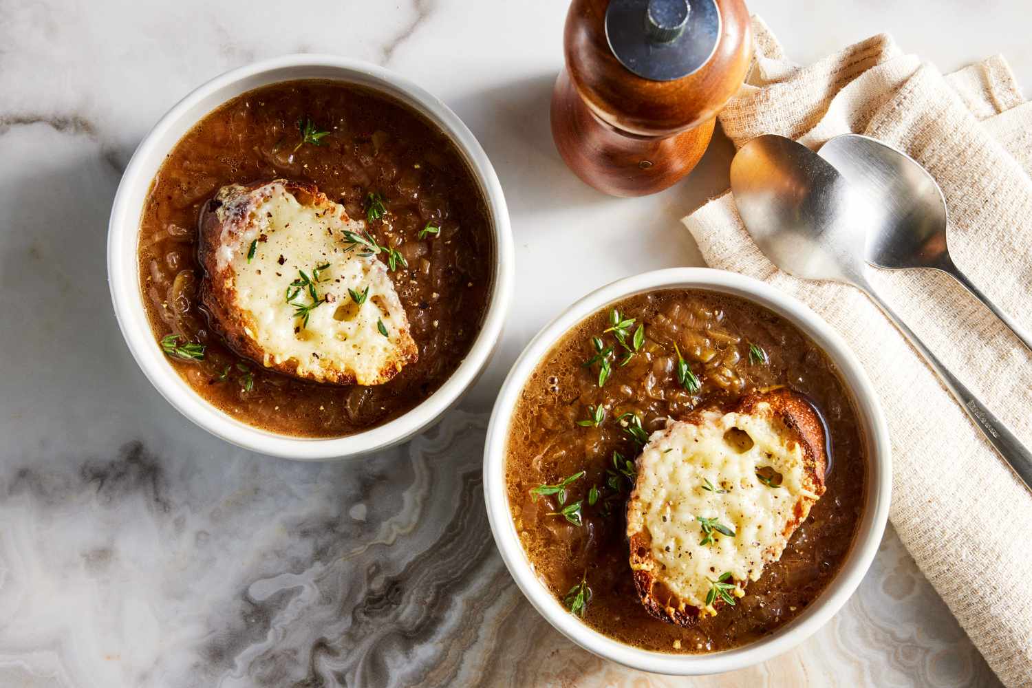 slow-cooker-french-onion-soup-recipe