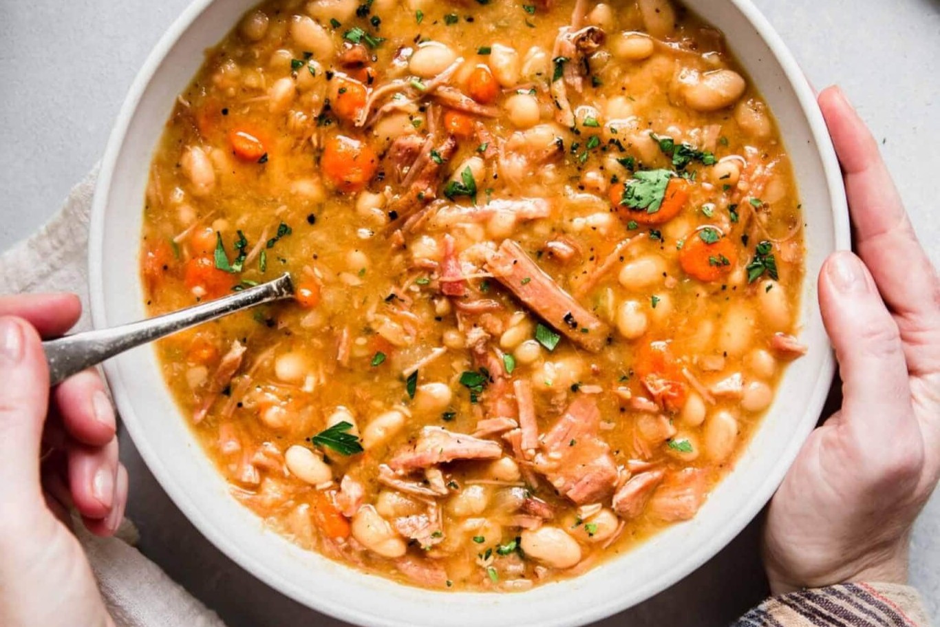slow-cooker-ham-and-bean-soup-recipe