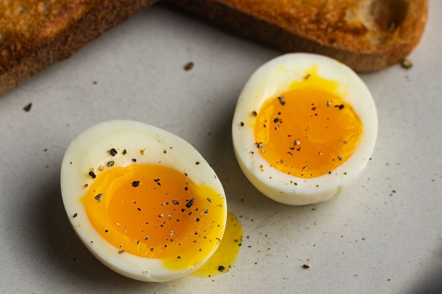 soft-boiled-eggs-microwave-recipe