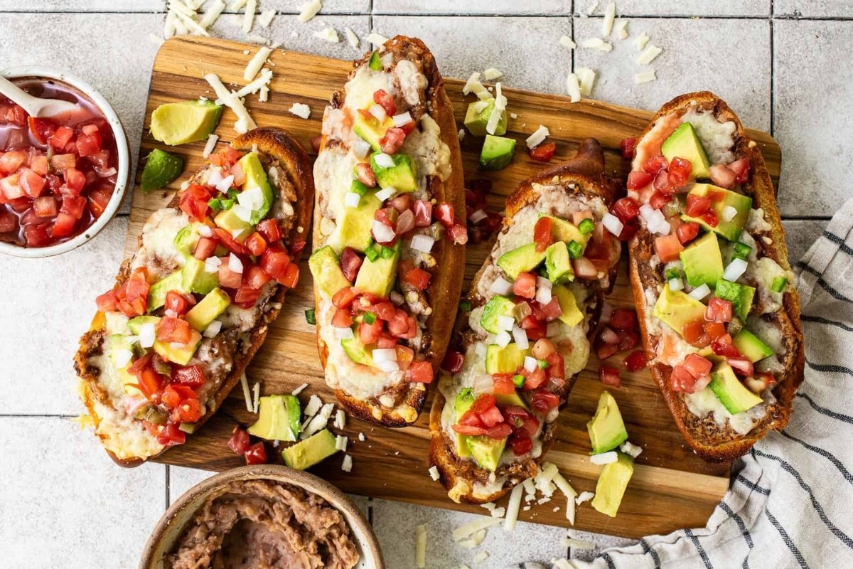 traditional-mexican-molletes-recipe